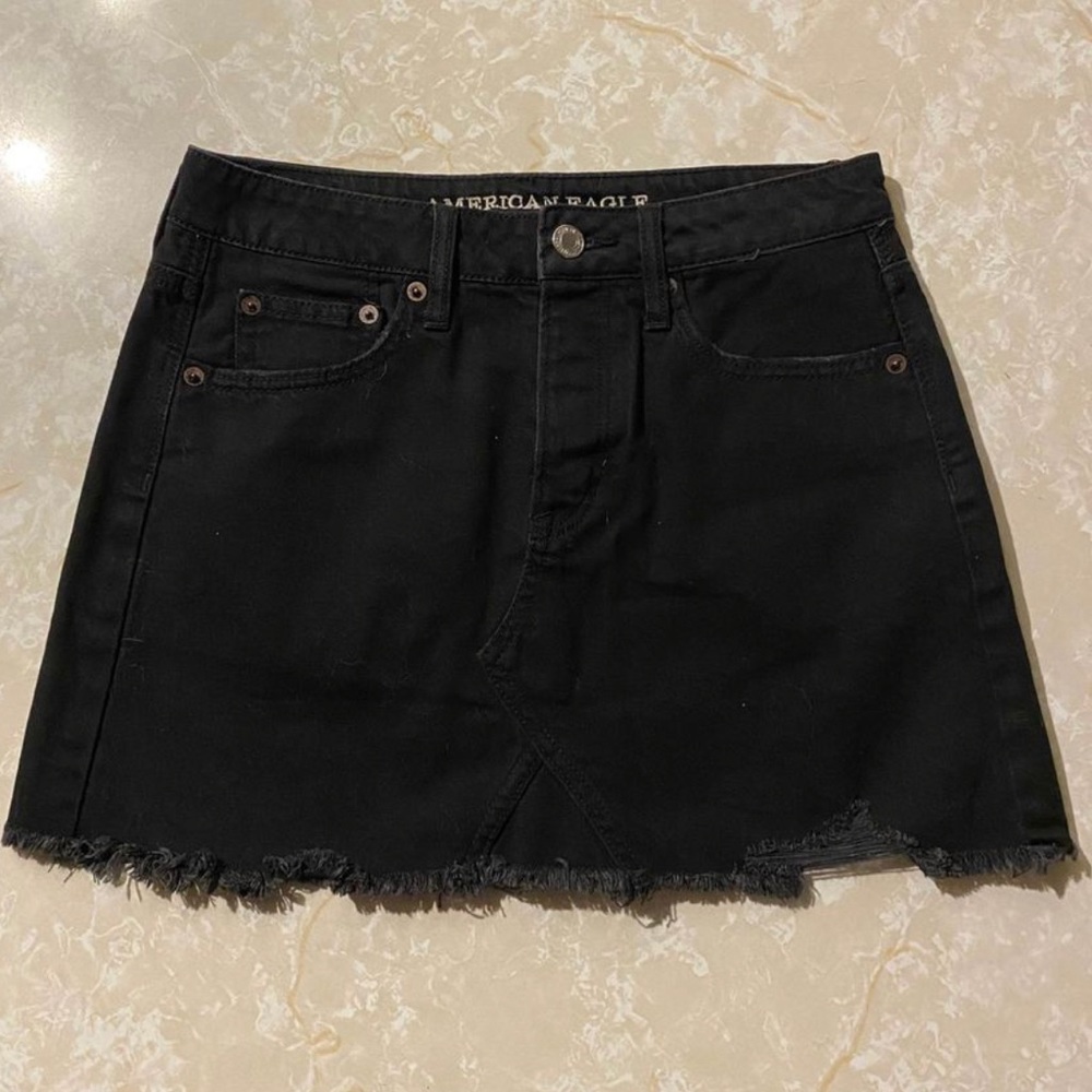 American Eagle Black Denim Jean Skirt with Pockets Women’s Size 2